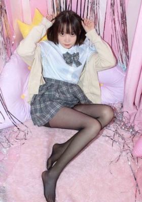 草莓视频52x_JVID性感写真
