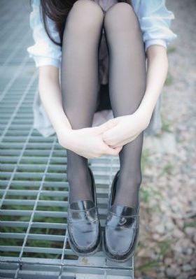 大粗屌爆操前台短裙美女_720天堂在线