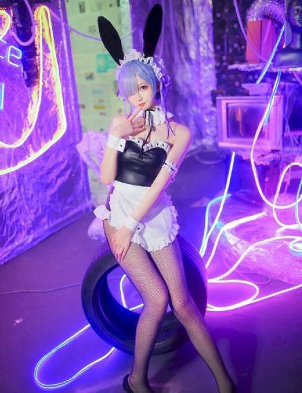 女主攻略错了人然后抛弃了男主_BD英语高清免费观看