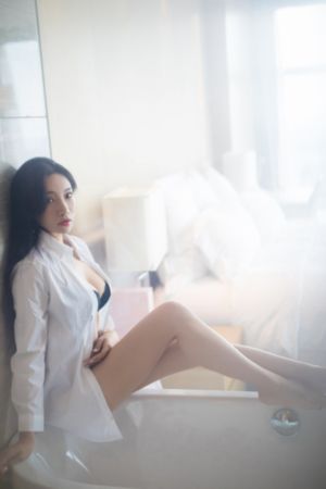 小雪在公车被灌满jing液渺渺_国产剧全集免费观看