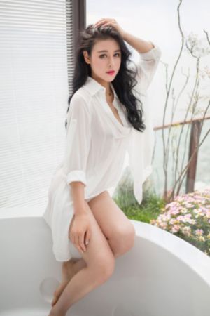 美女日逼精品特黄片播放_剧情片免费高清观看