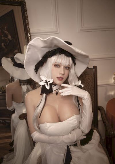 美女半夜打扑克一直很疼_国产剧手机免费观看完整