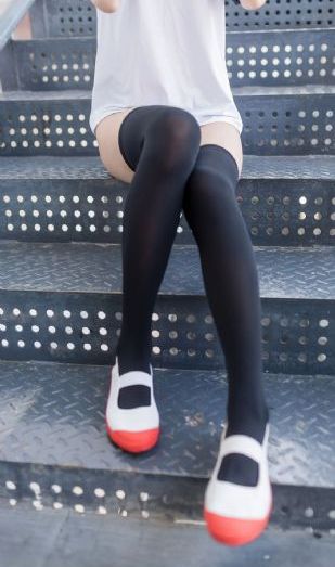 林州那个酒店有服务员_手机免费观看
