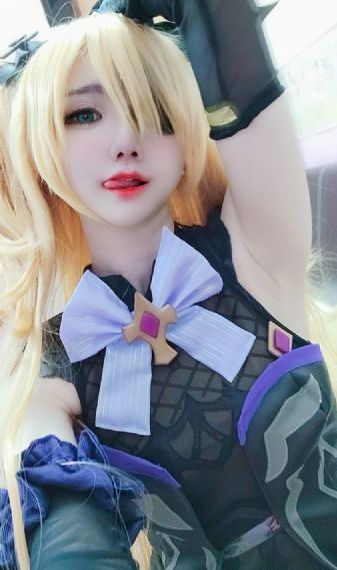 女刑警被两个黑人前后夹攻_1080视频大全