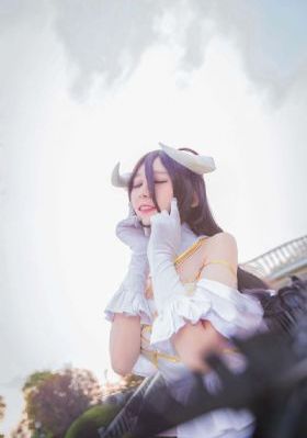 久久久久久久久久88色偷偷_高清在线播放